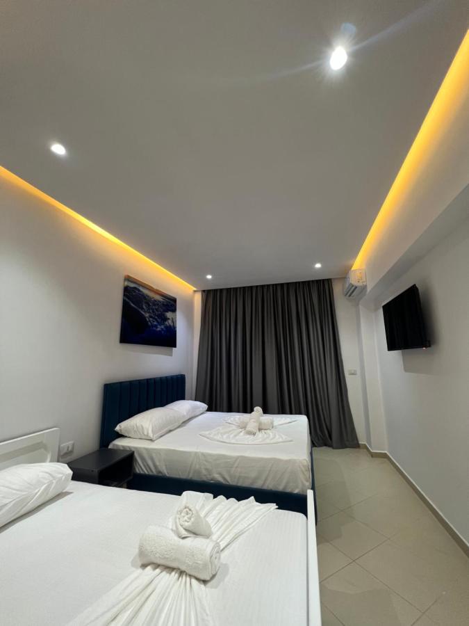 E&L Luxury Apartments ساراندا المظهر الخارجي الصورة