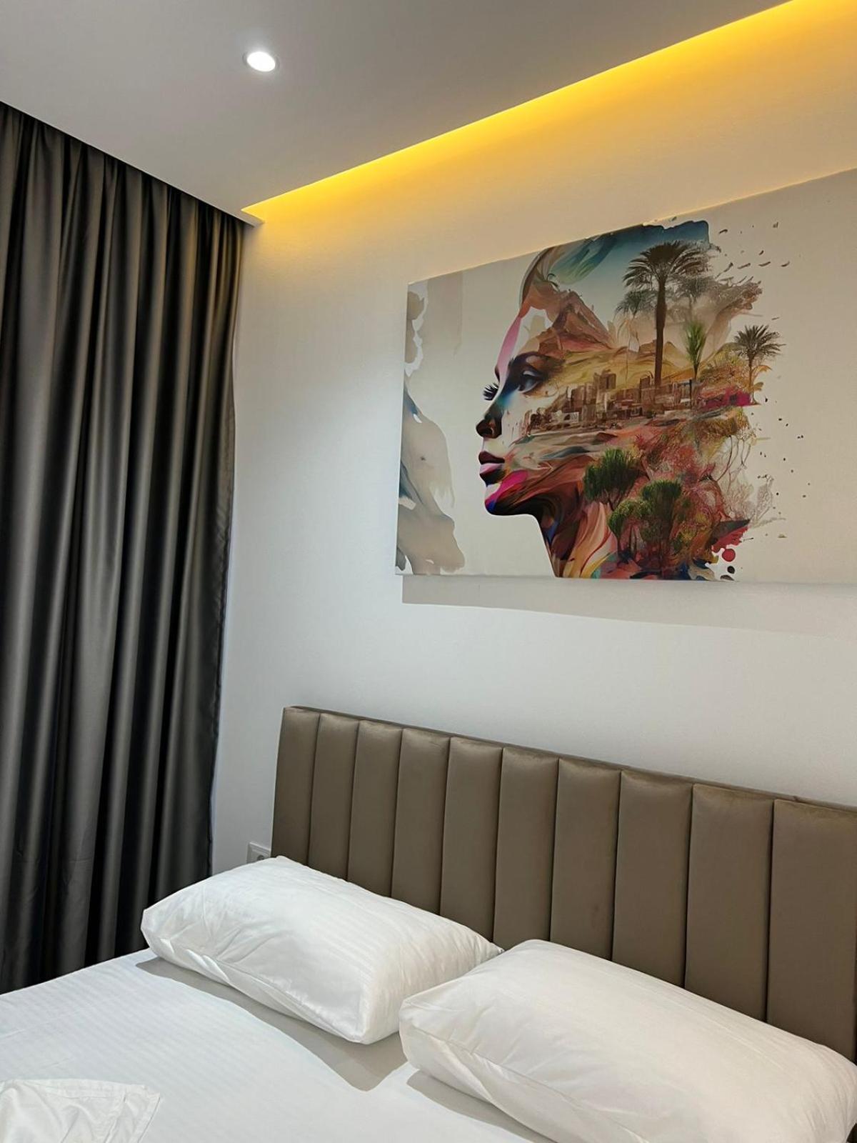 E&L Luxury Apartments ساراندا المظهر الخارجي الصورة